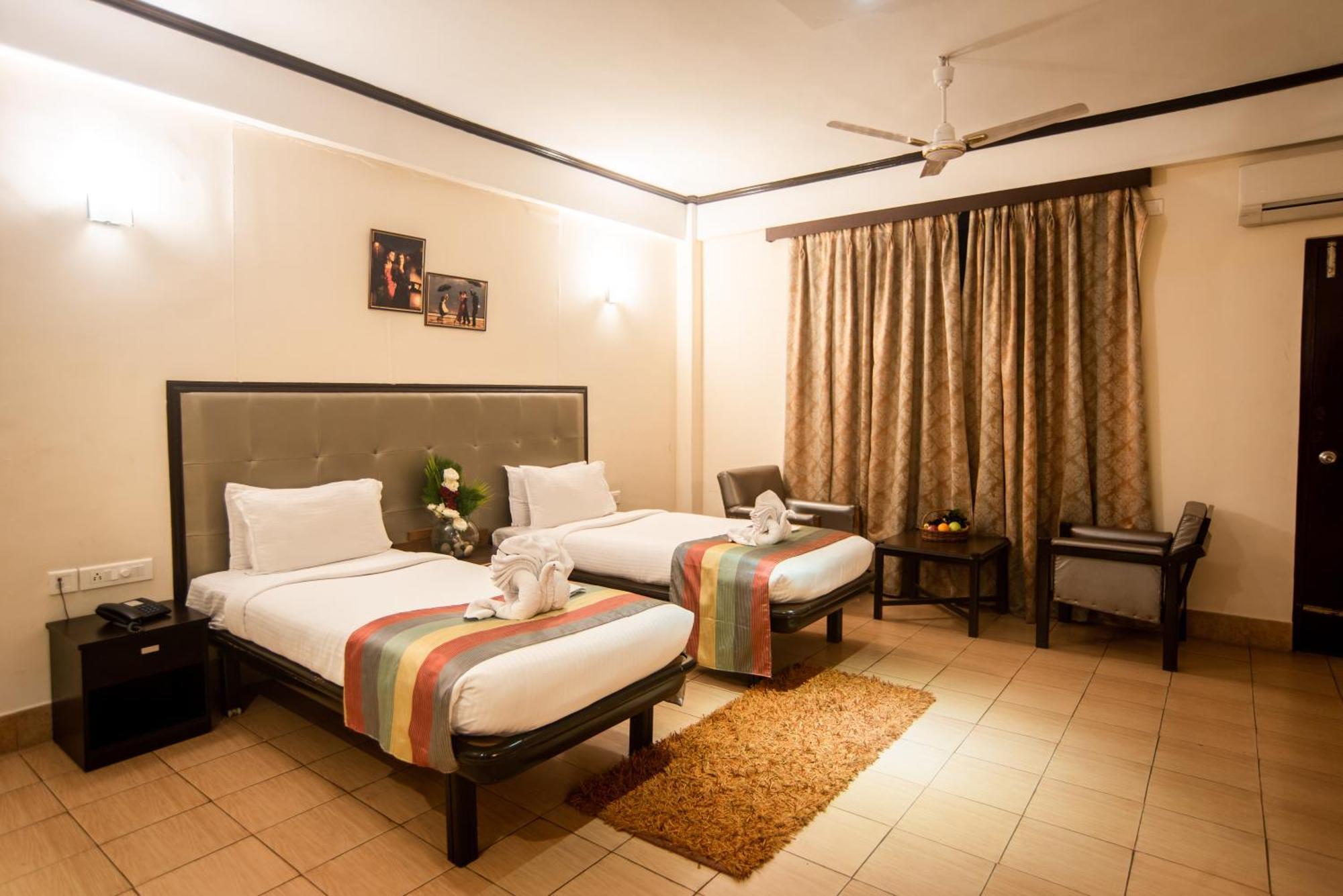 Hotel Polo Orchid Tura Esterno foto